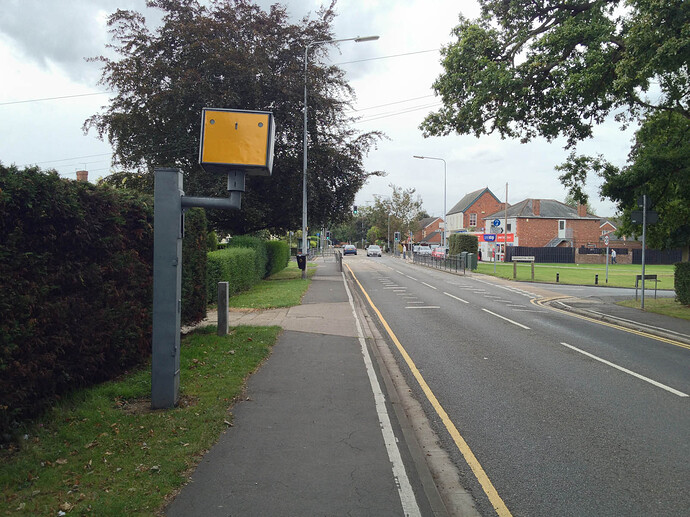 Rear of Gatso camera Credit: Dave2084