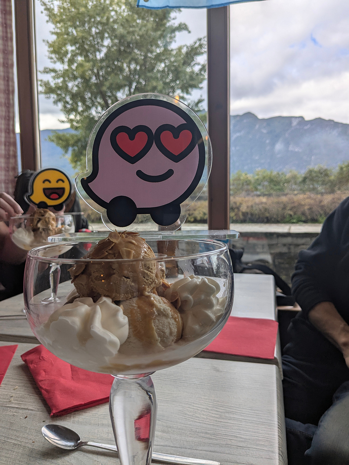 PXL_20251004_115413479.NIGHT