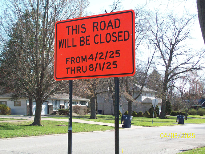 2025-04-03 Road closed1
