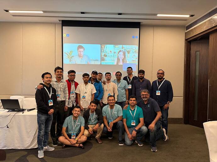 Mumbai Meetup 2025 - Group Photo with Waze Staff
