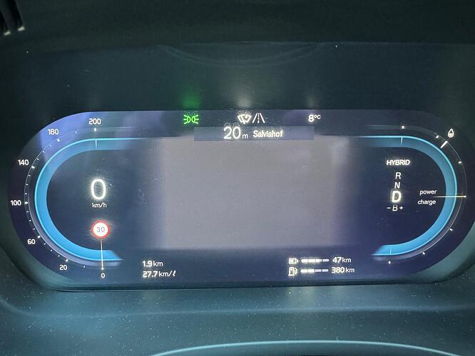 WazeAndroidAutomotive-builtin_center2